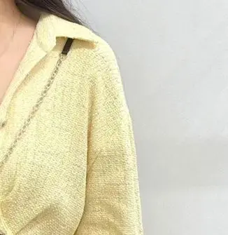 2023 новое женское платье с V-образным вырезом, желтое однобортное плиссированное элегантное мини-платье с талией