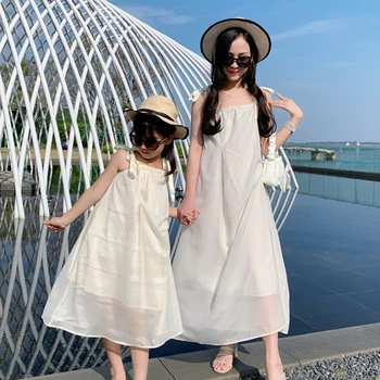 Белые платья трапециевидной формы для семьи, платье в тон для мамы и дочки, повседневные тонкие пляжные длинные платья