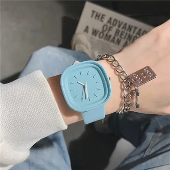 Бренд женских часов Спортивный стиль Модные женские часы Кожаные часы Женские кварцевые наручные часы Montre Femme