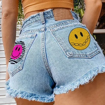 Женские весенне-летние шорты Y2K Spicy Girls Street Personality с карманным принтом в виде смайлика и рваных джинсовых шорт 2023 года для женщин