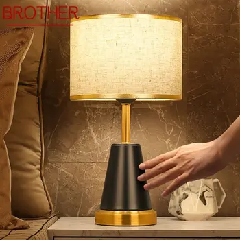 Современная настольная лампа BROTHER с сенсорным затемнением, креативная простая модная прикроватная настольная лампа для дома, гостиной, спальни